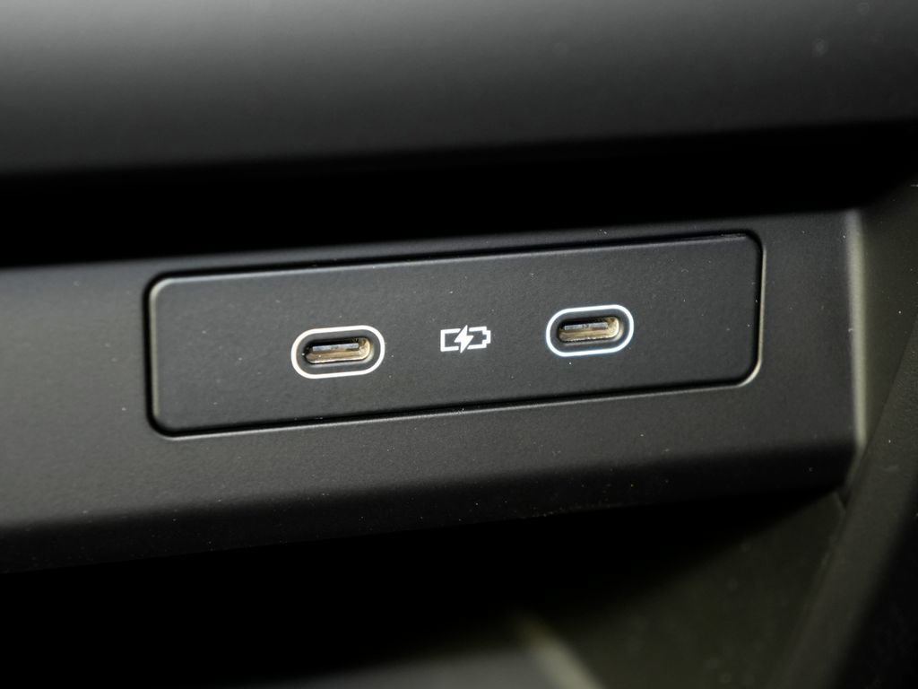 Used 2026 Porsche Cayenne GTS AWD/4WD image 40