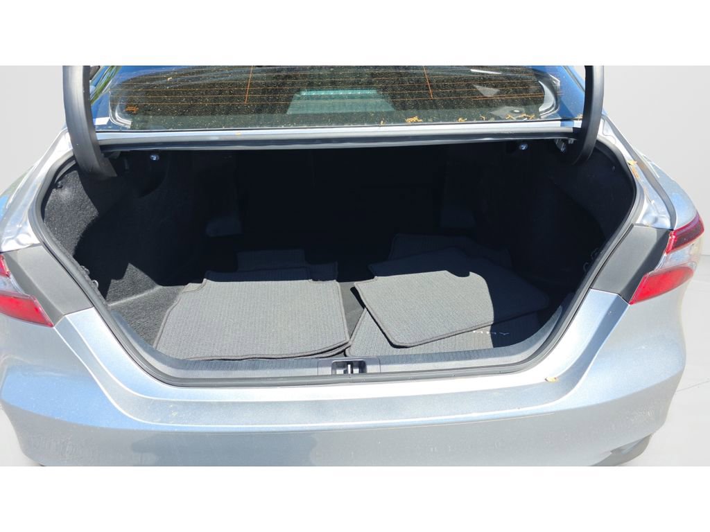 Used 2024 Toyota Camry LE w/ Convenience Package image 20