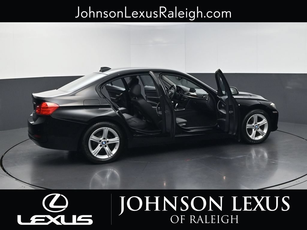 Used 2014 BMW 328i xDrive Sedan AWD/4WD image 30
