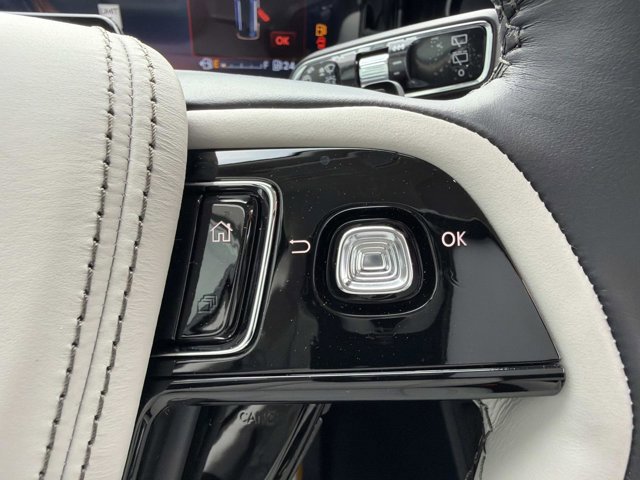 New 2026 Lincoln Aviator 2WD w/ Jet Appearance Package image 27