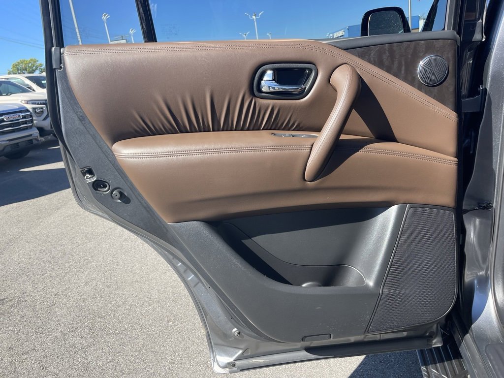 Used 2024 Nissan Armada Platinum image 31