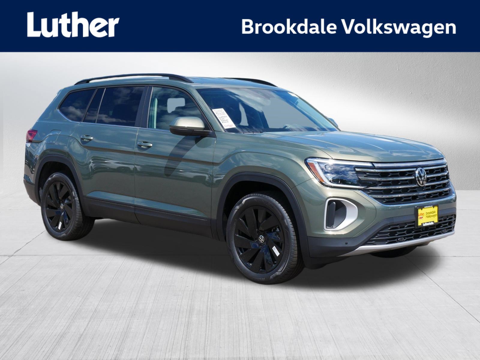 New 2026 Volkswagen Atlas SE AWD/4WD image 1