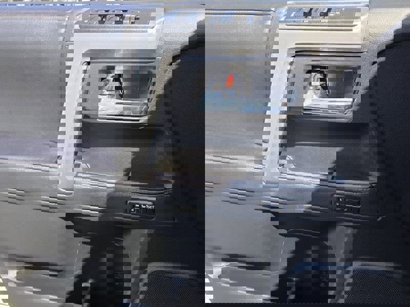 Used 2023 Toyota 4Runner Limited image 27