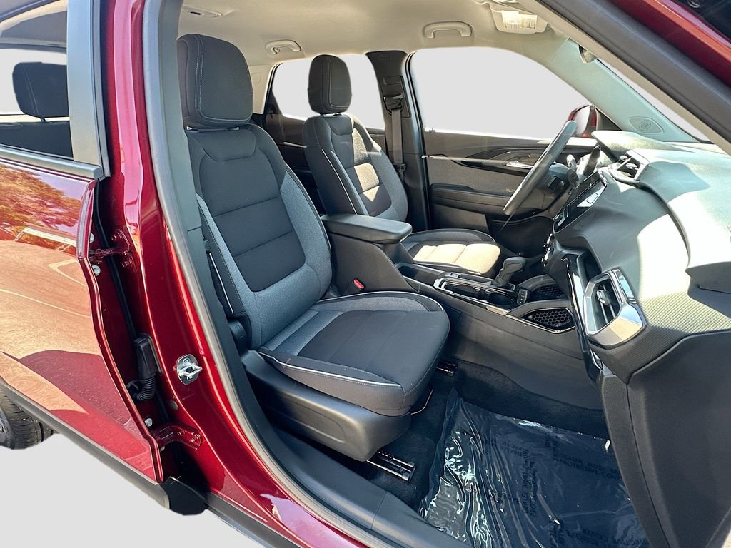 Used 2023 Chevrolet TrailBlazer LT w/ Convenience Package FWD image 26