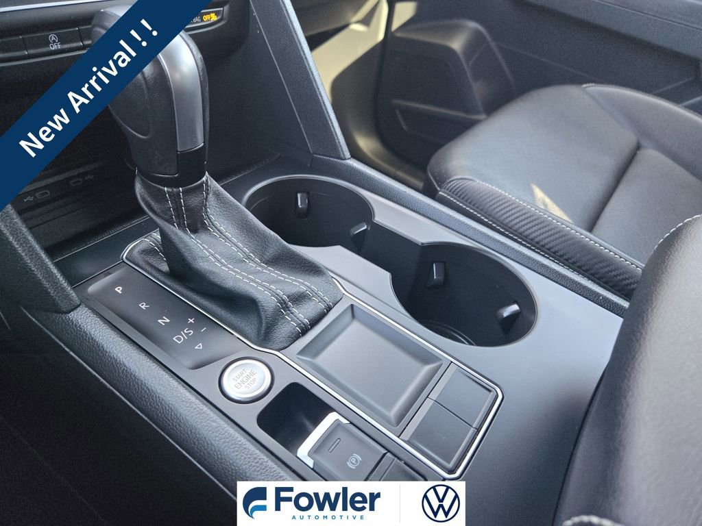 Used 2022 Volkswagen Atlas Cross Sport SE image 22