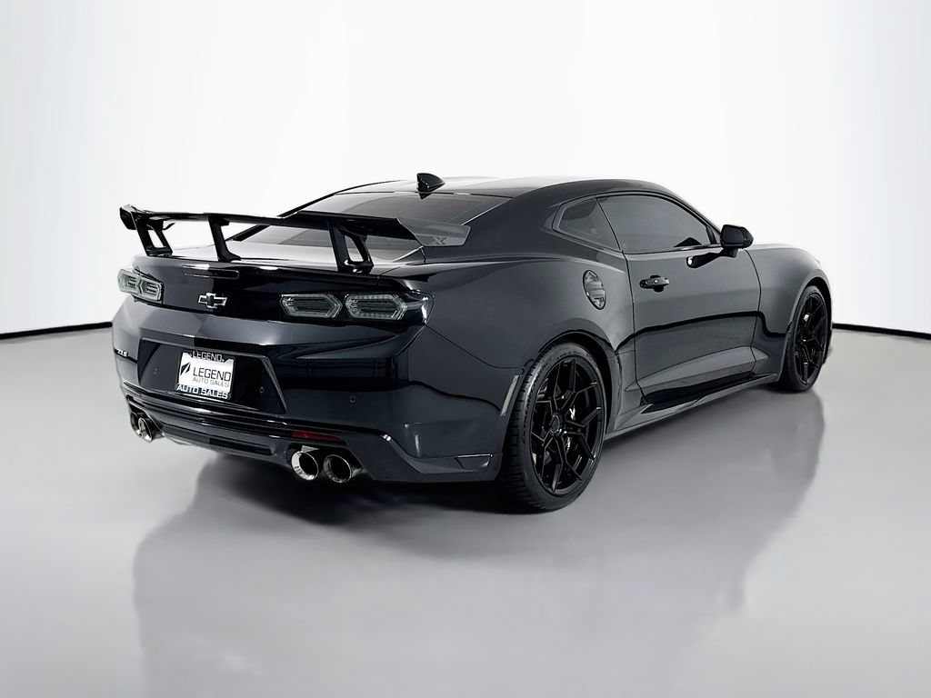 Used 2018 Chevrolet Camaro ZL1 RWD image 5
