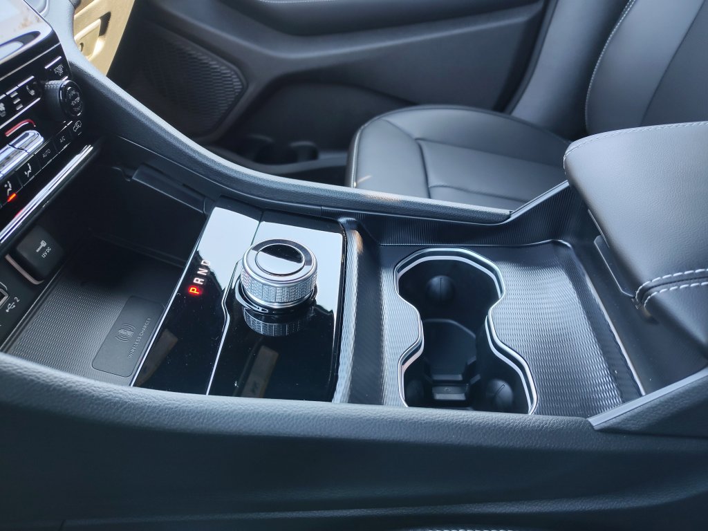 New 2025 Jeep Grand Cherokee Limited w/ Luxury Tech Group II RWD image 20