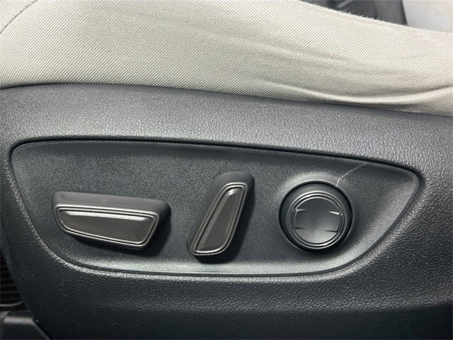 Used 2021 Toyota RAV4 XLE image 23