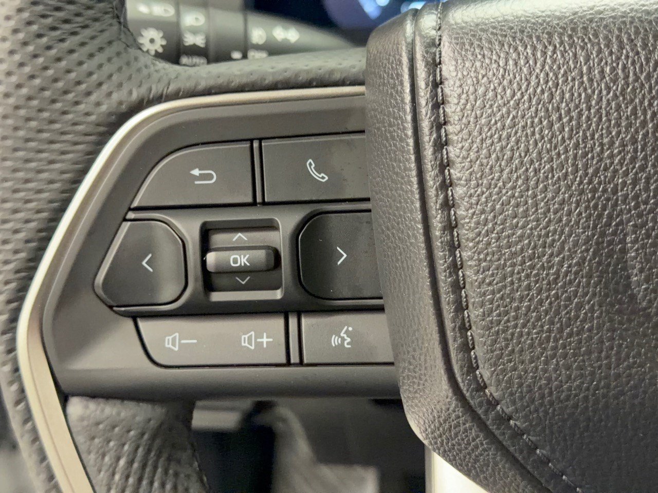 New 2026 Toyota Tacoma SR5 RWD image 18