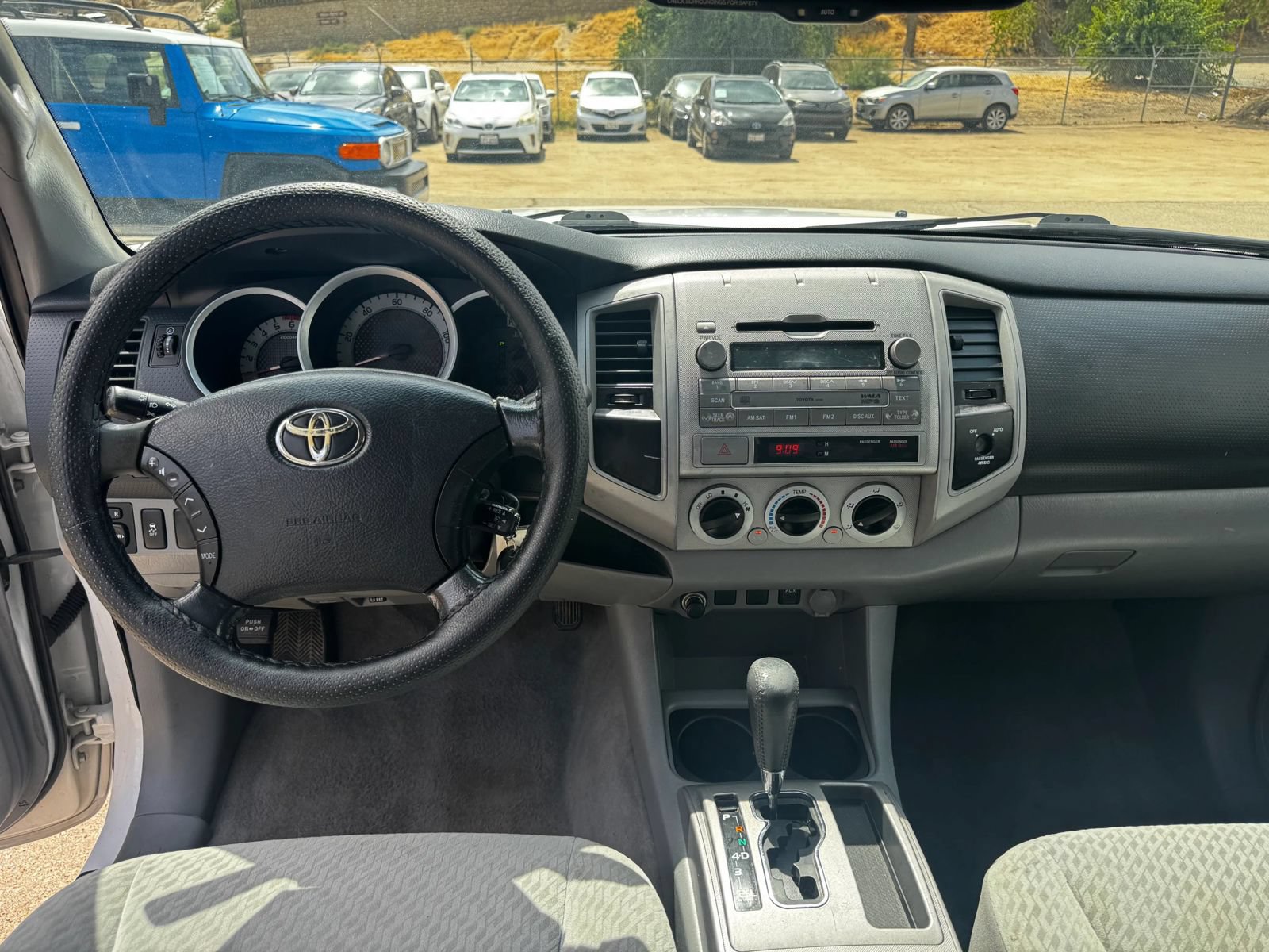 Used 2011 Toyota Tacoma PreRunner w/ SR5 Pkg #2 RWD image 13