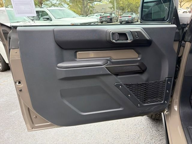 Used 2025 Ford Bronco Badlands image 13