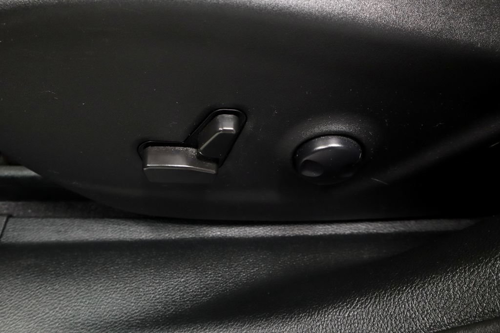 Used 2022 Jeep Cherokee Latitude Lux FWD image 23