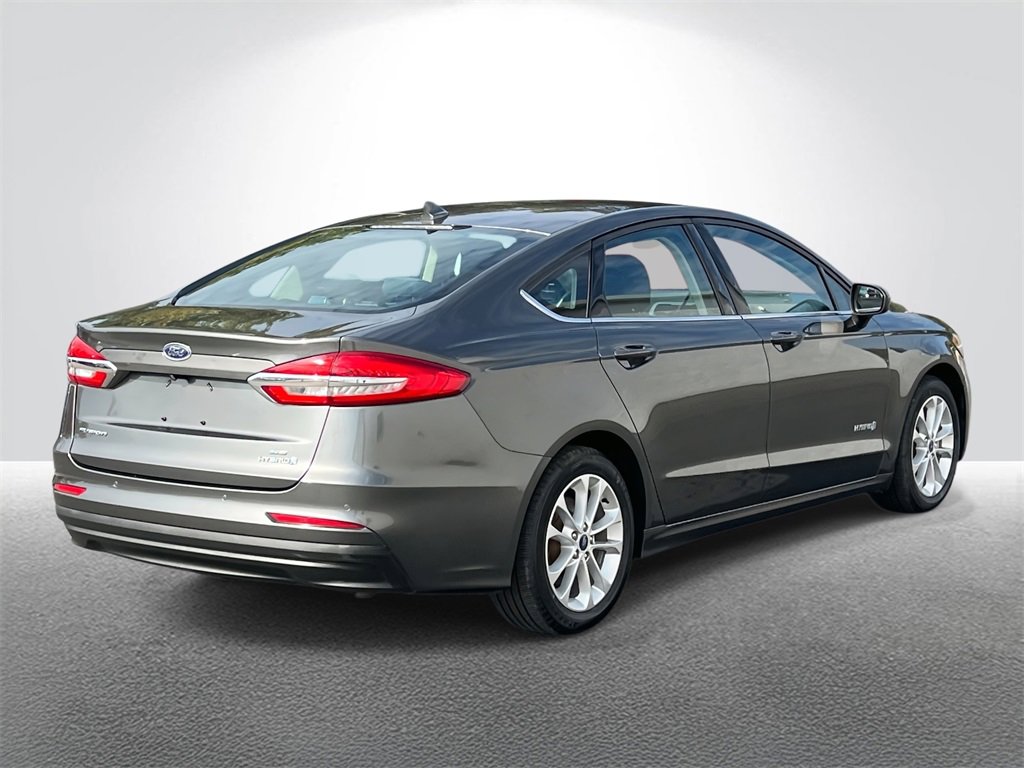Used 2019 Ford Fusion SE image 5