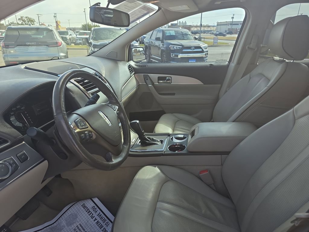 Used 2015 Lincoln MKX FWD w/ Equipment Group 102A image 7