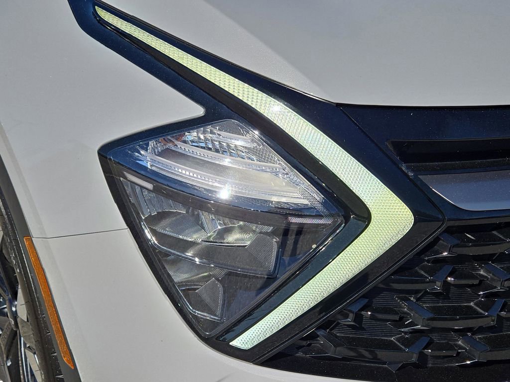Certified 2023 Kia Sportage X-Line w/ X-Line Premium Package image 5