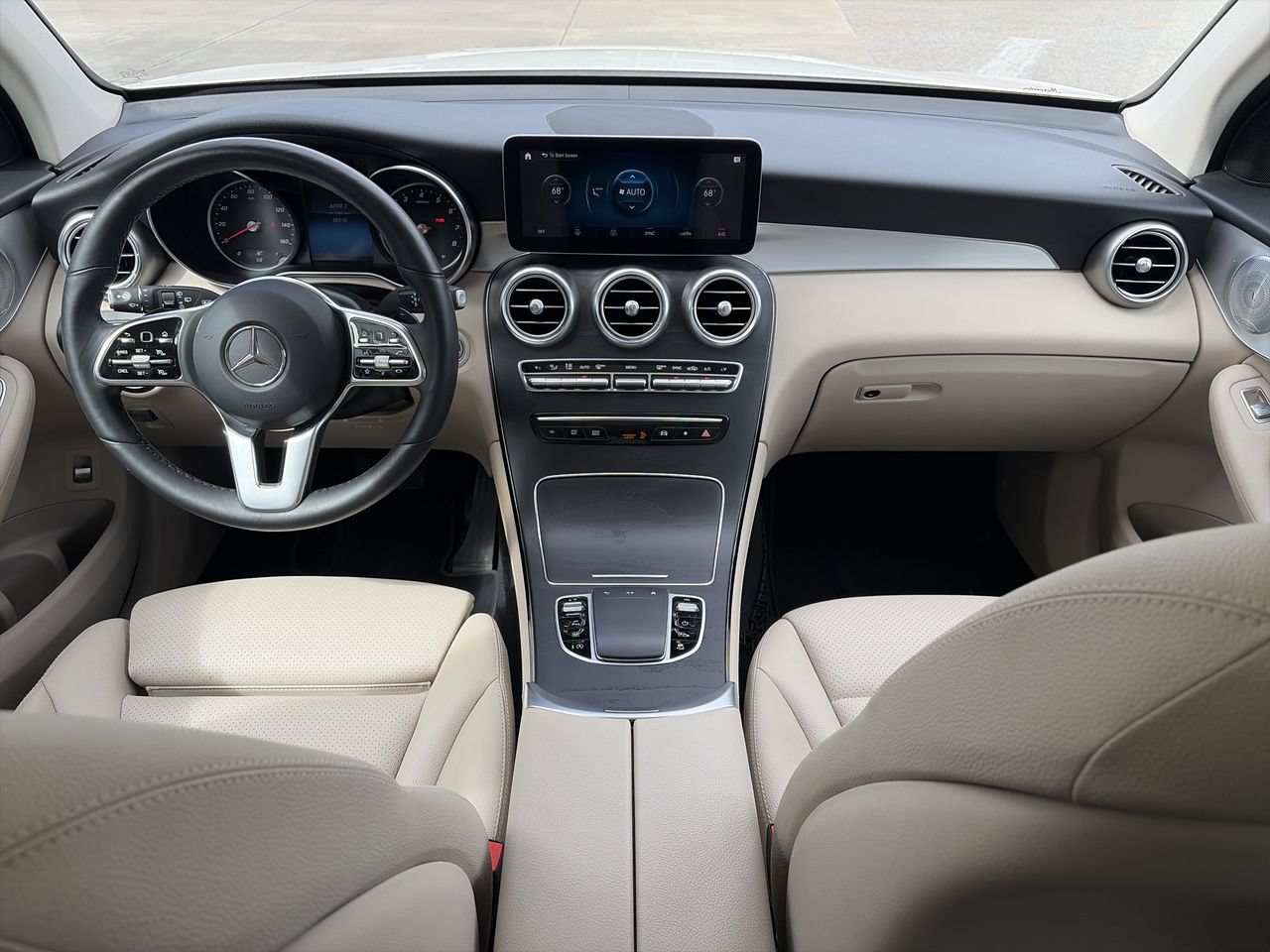 Used 2020 Mercedes-Benz GLC 300 image 29