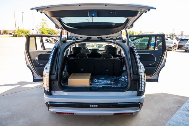 New 2026 Hyundai Ioniq 9 SEL image 17