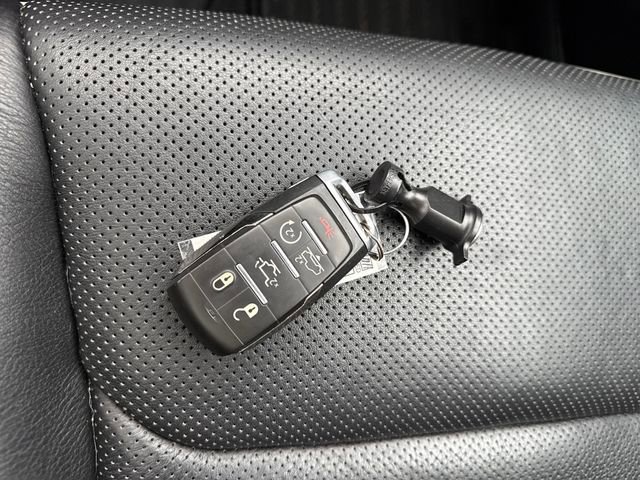 Used 2022 RAM 1500 Limited image 31