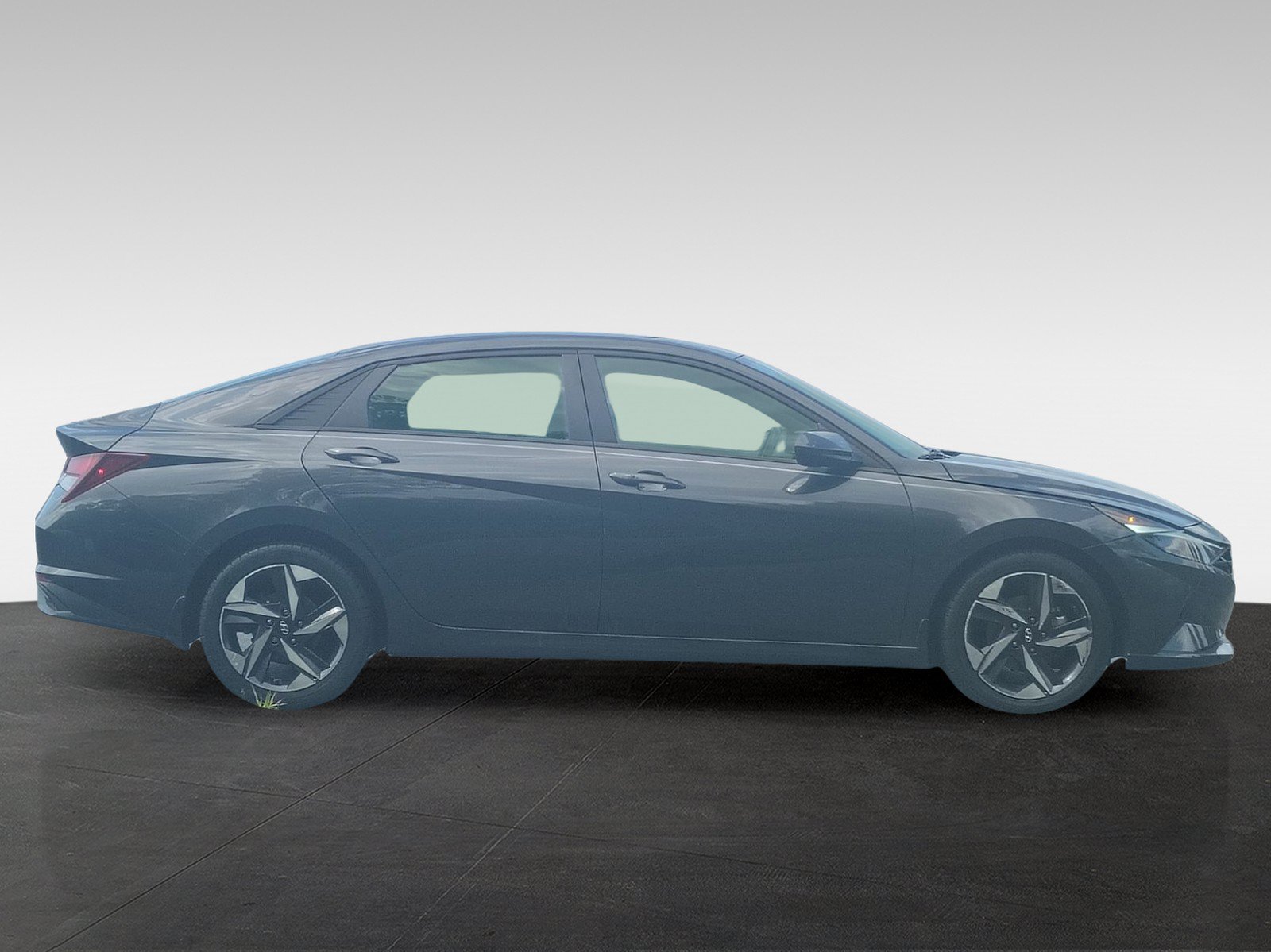 Used 2023 Hyundai Elantra SEL w/ Convenience Package FWD image 4