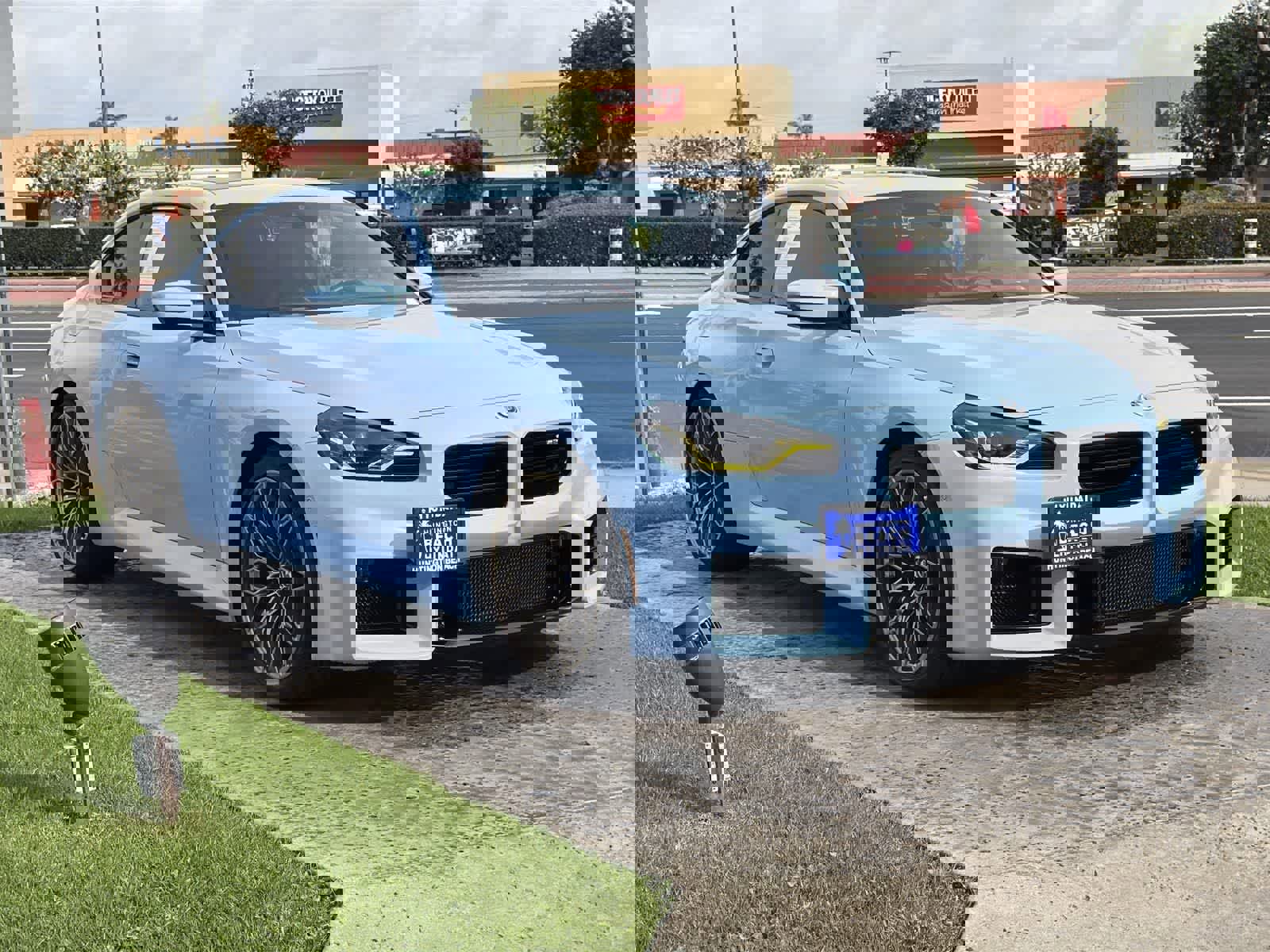 Used 2023 BMW M2 w/ Lighting Package image 8