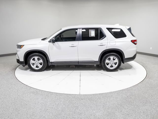 Used 2023 Honda Pilot LX image 32