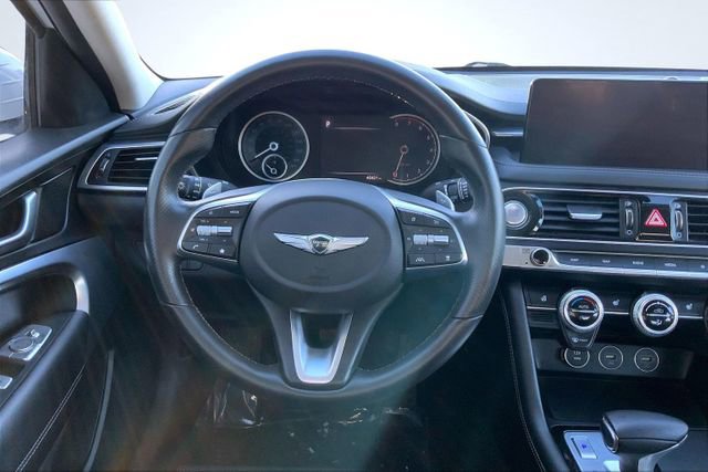 Used 2023 Genesis G70 2.0T image 16