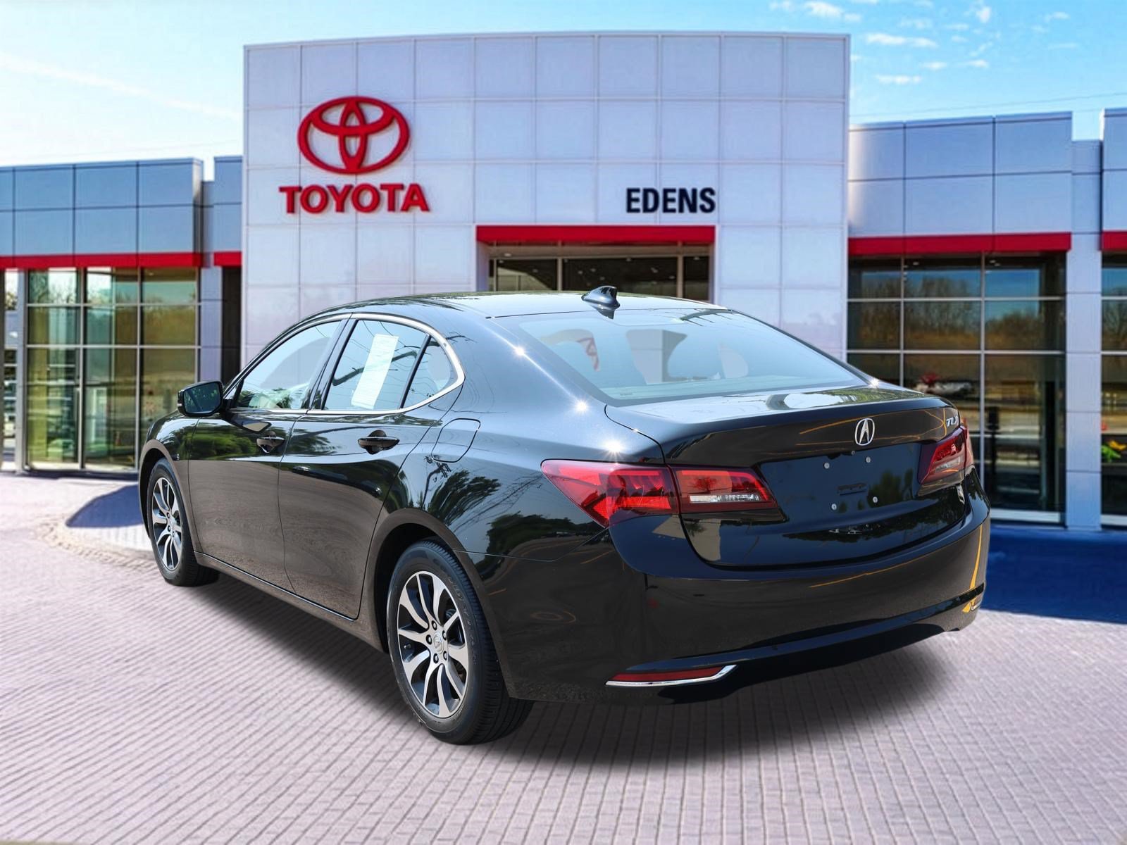 Used 2017 Acura TLX w/ Technology Package FWD image 6