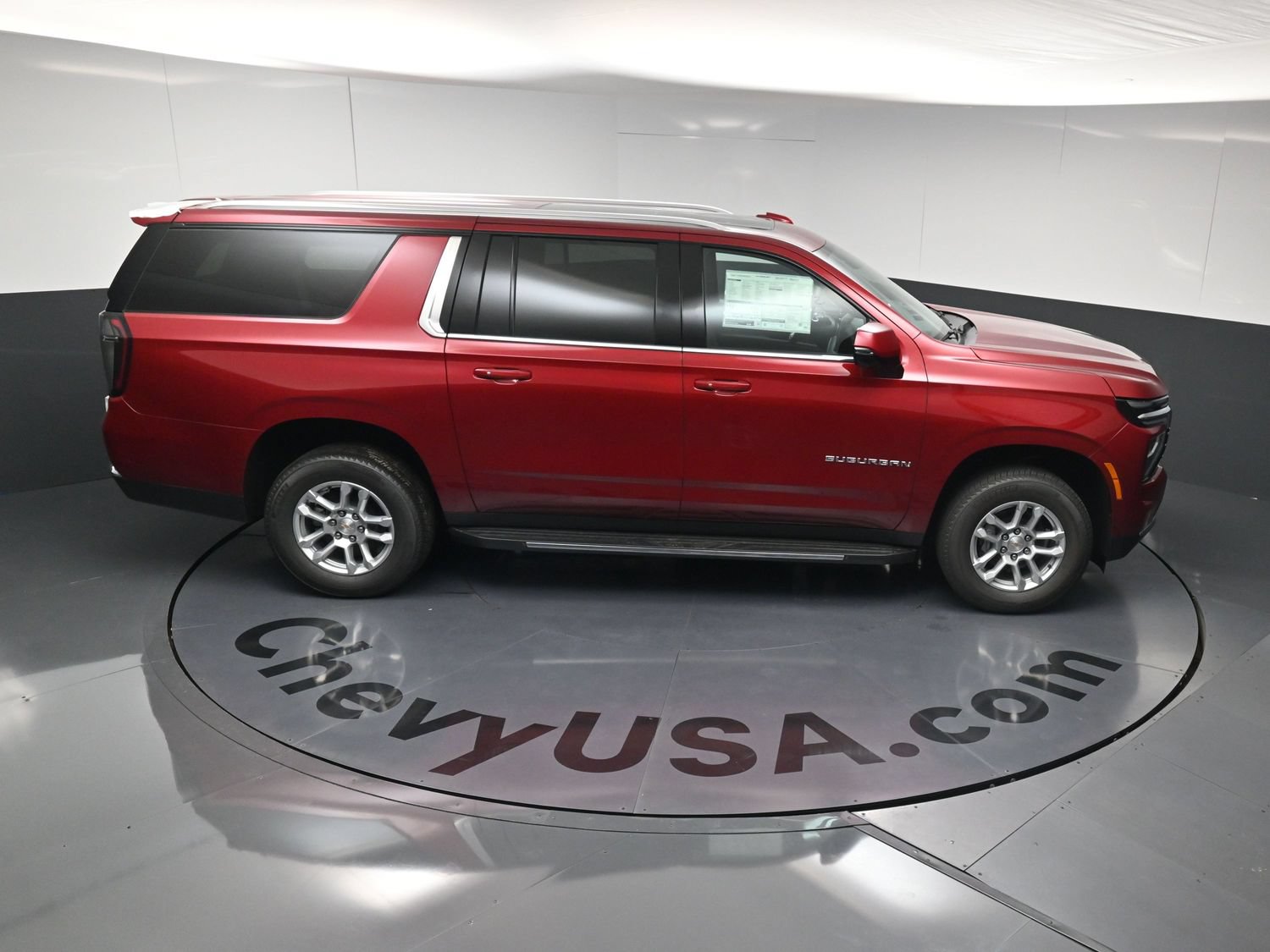New 2026 Chevrolet Suburban LT w/ Comfort Package AWD/4WD image 34