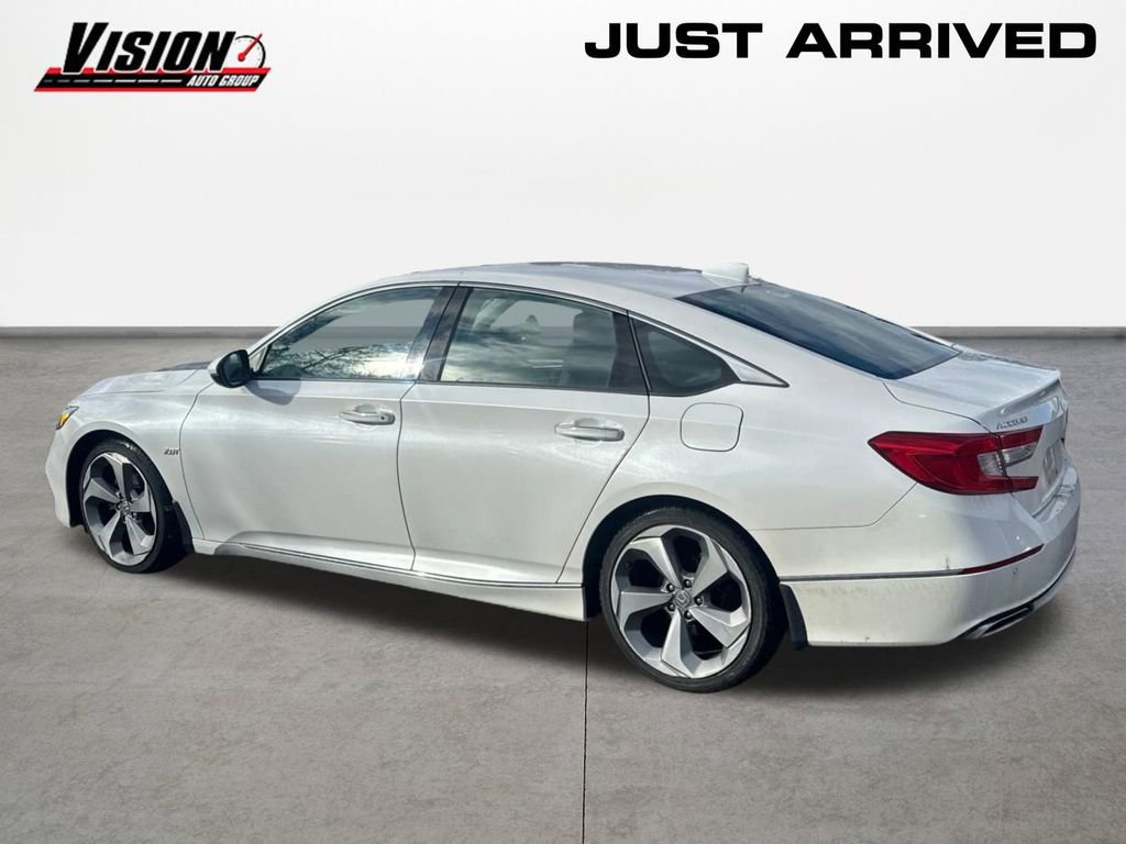 Used 2019 Honda Accord Touring image 7