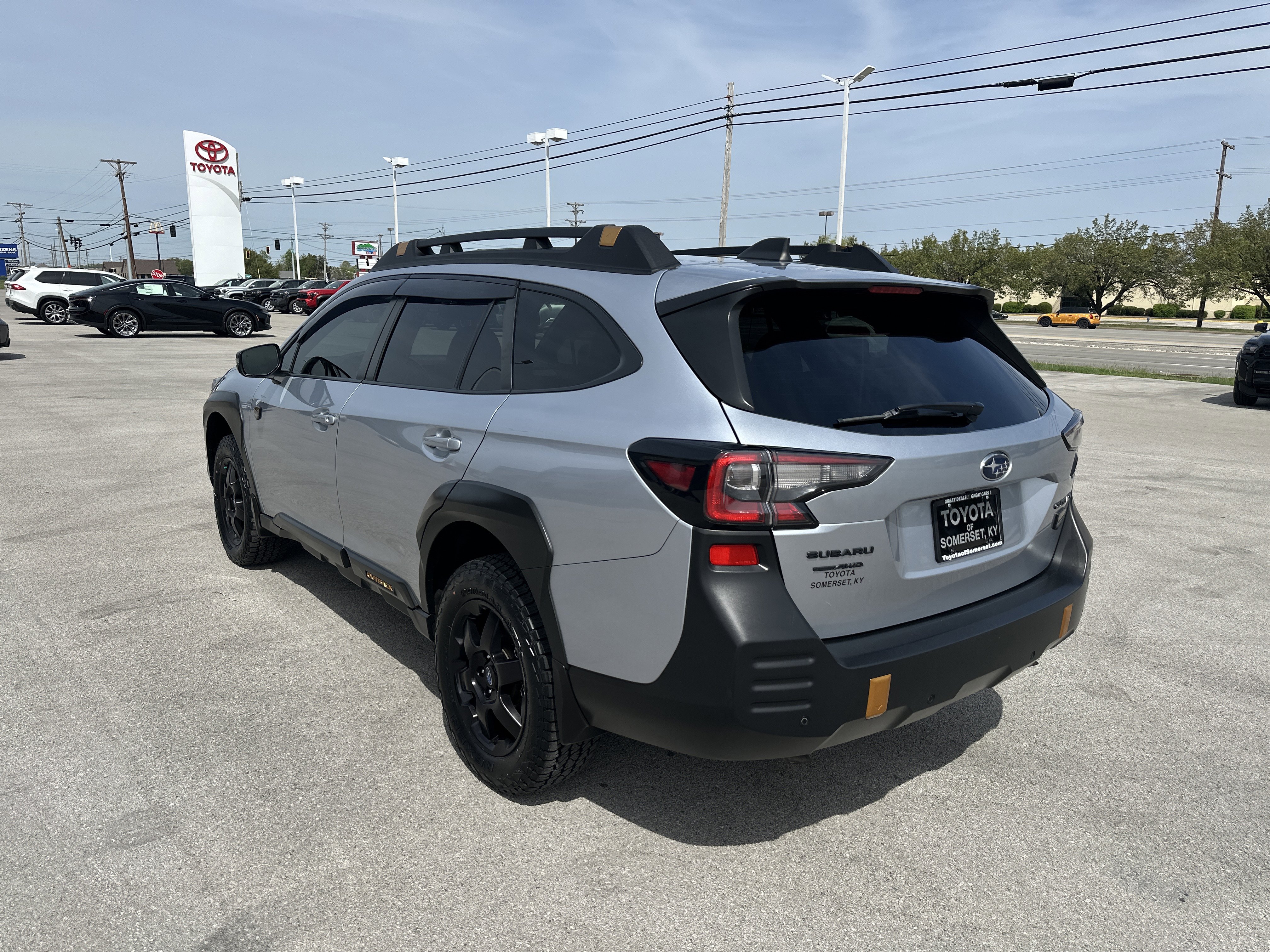 Used 2023 Subaru Outback Wilderness image 7