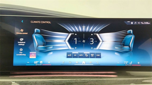 Used 2023 BMW i7 xDrive60 image 48