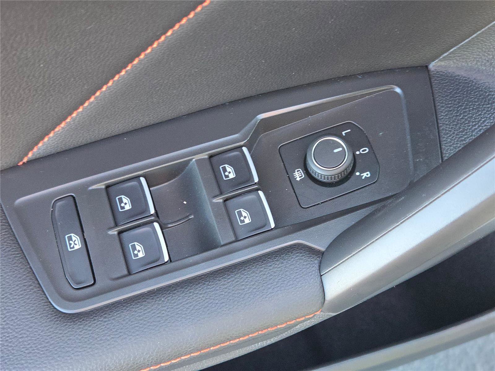 Used 2024 Volkswagen Tiguan Wolfsburg Edition image 23