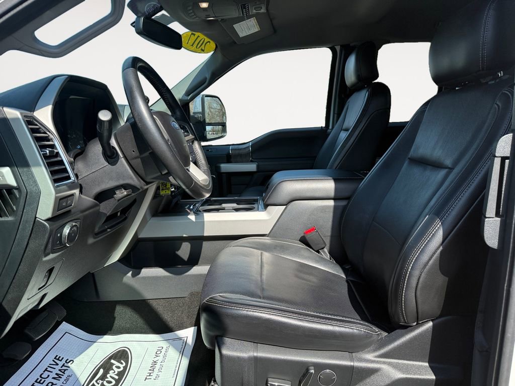 Used 2017 Ford F250 Lariat w/ Chrome Package image 9
