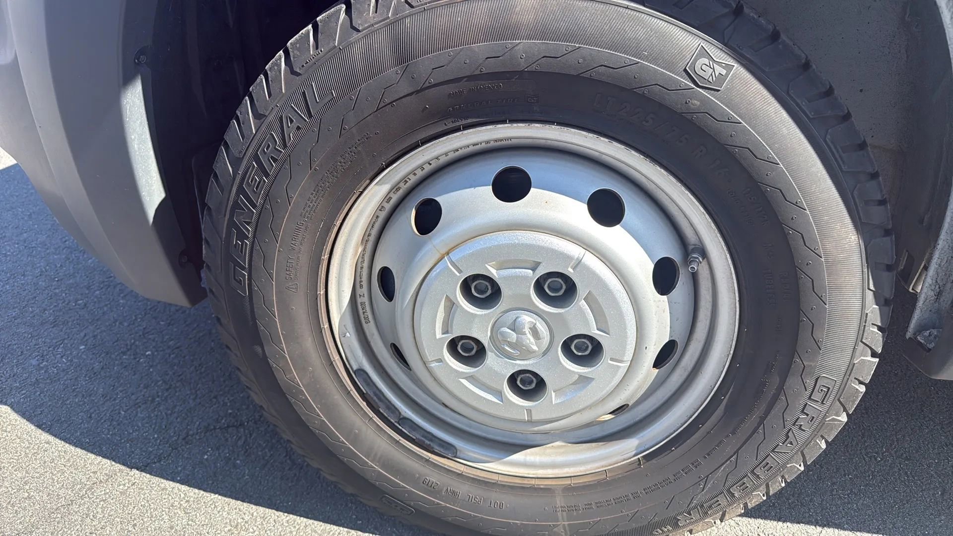 Used 2018 RAM ProMaster 1500 w/ Premium Appearance Group image 5