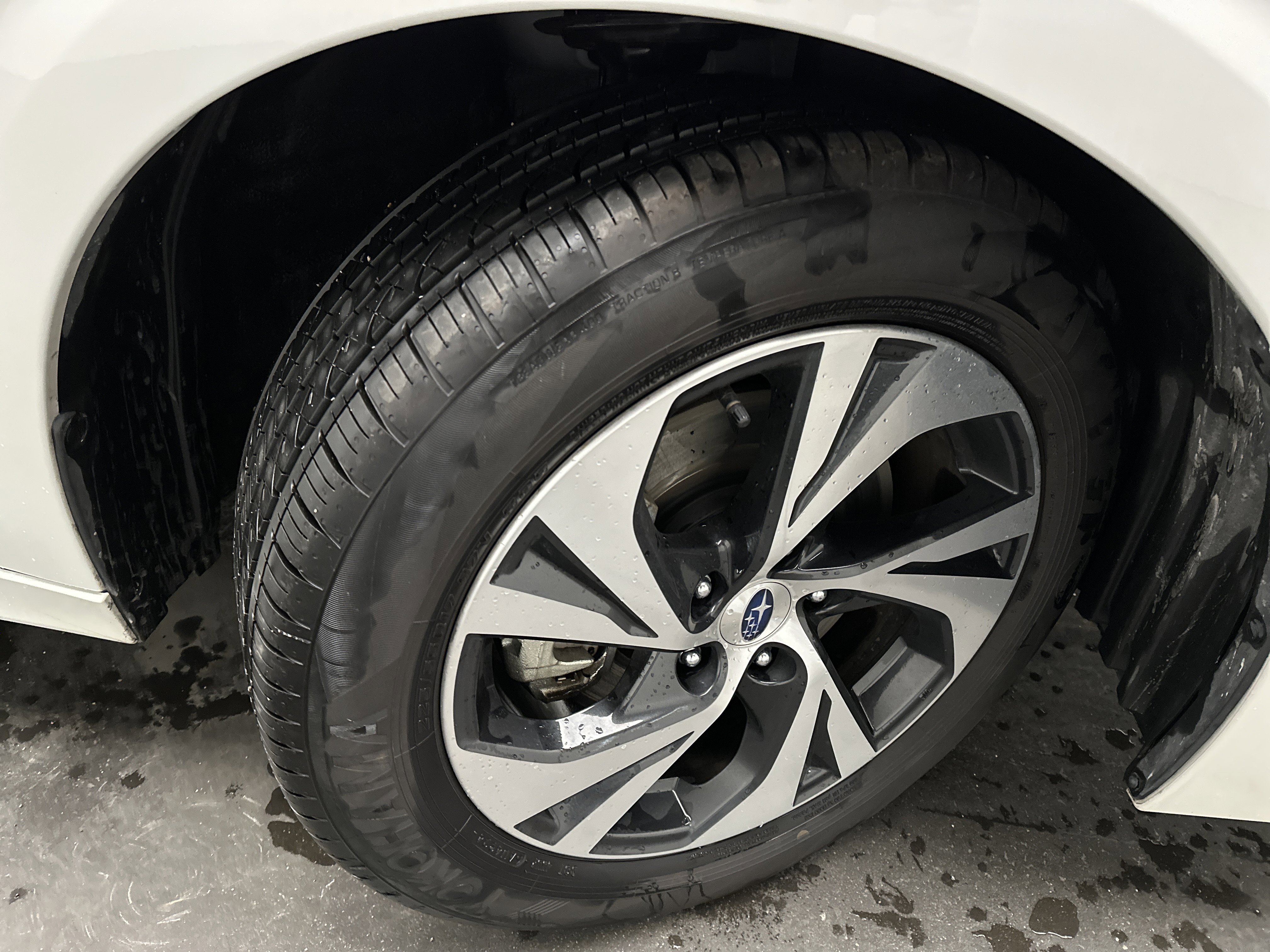 Used 2025 Subaru Legacy Premium AWD/4WD image 10
