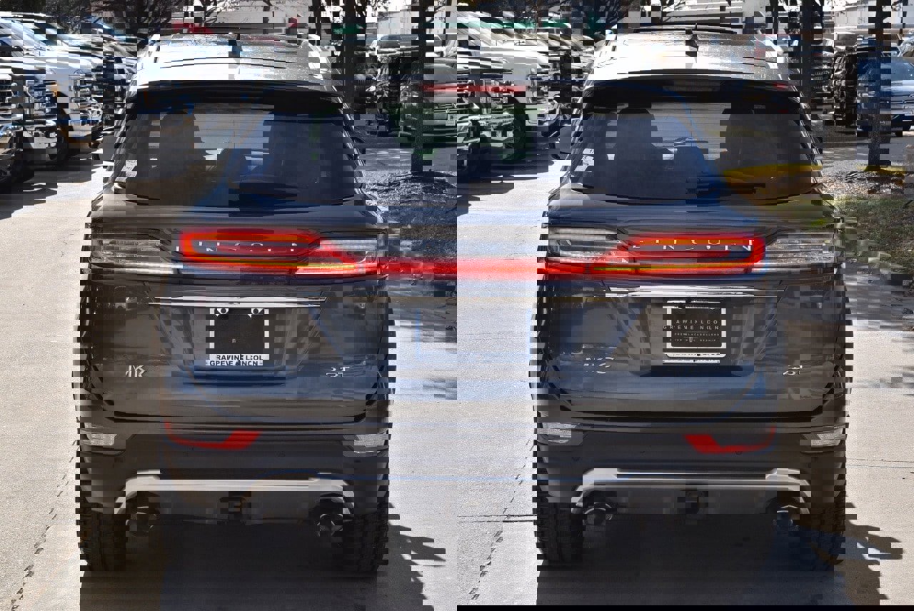 Used 2019 Lincoln MKC Reserve image 9