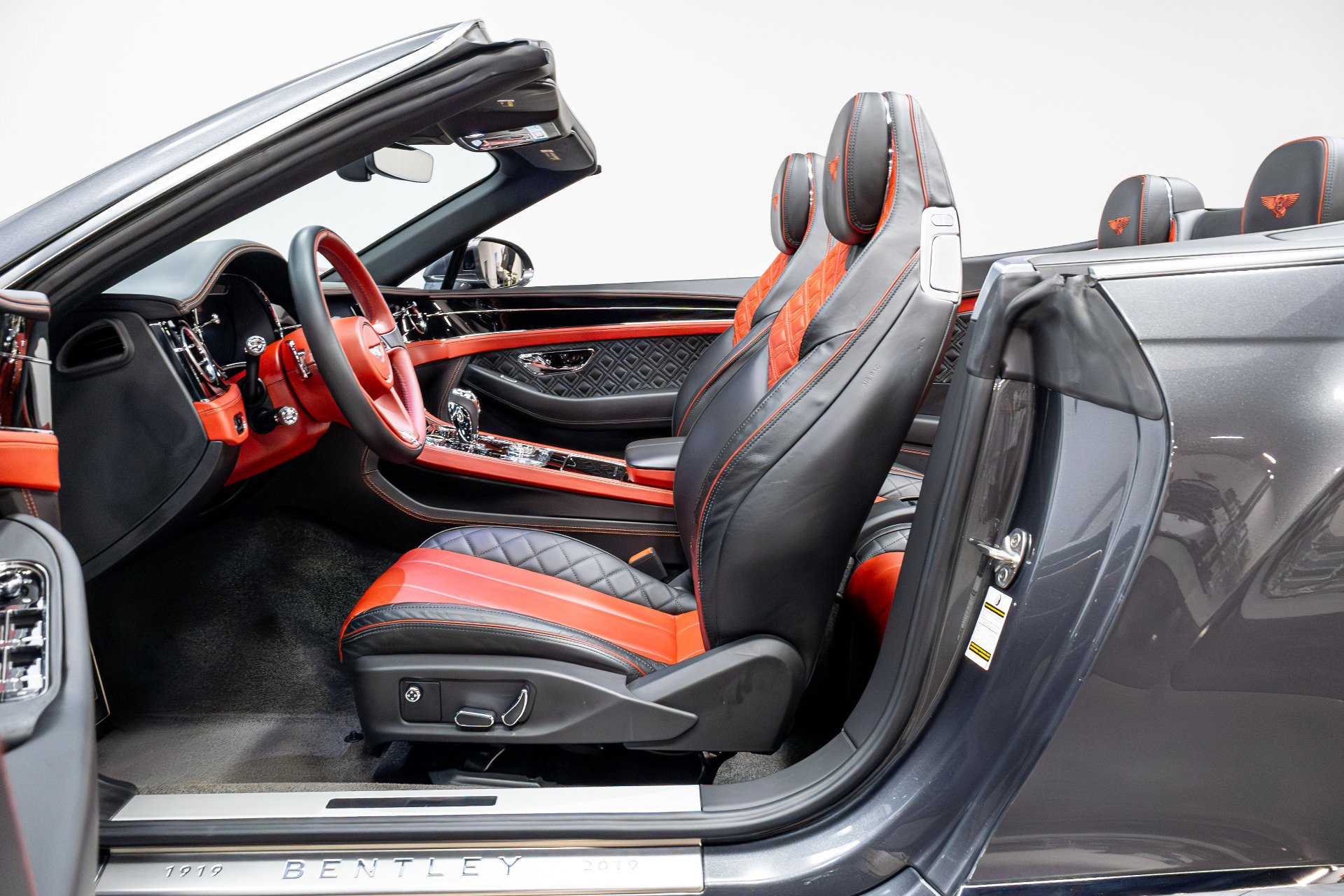 Used 2020 Bentley Continental GT image 6