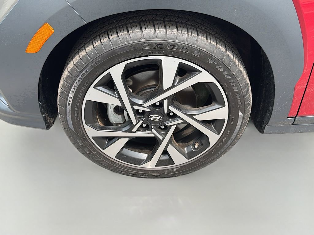 Used 2022 Hyundai Kona Limited AWD/4WD image 32