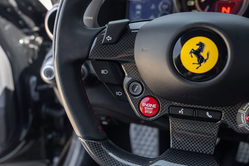 Used 2018 Ferrari 812 Superfast RWD image 42