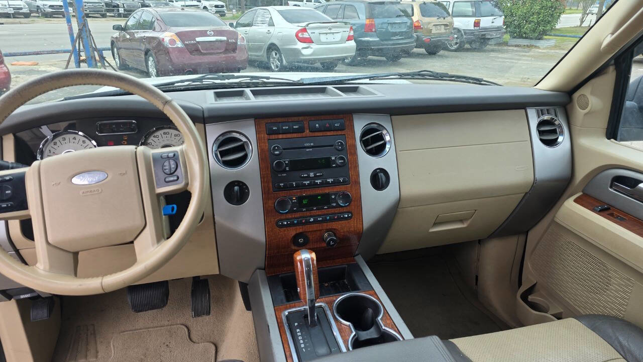 Used 2007 Ford Expedition Eddie Bauer AWD/4WD image 9