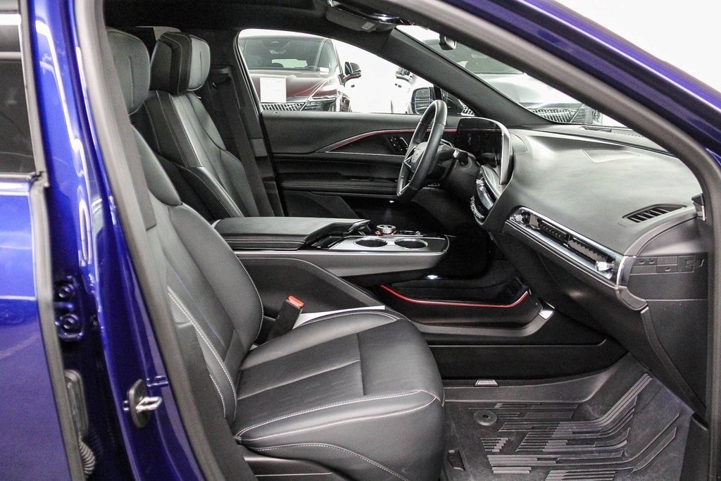 Certified 2024 Cadillac Lyriq Sport image 18