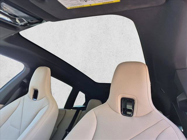 Used 2024 BMW iX xDrive50 w/ Premium Package AWD/4WD image 16