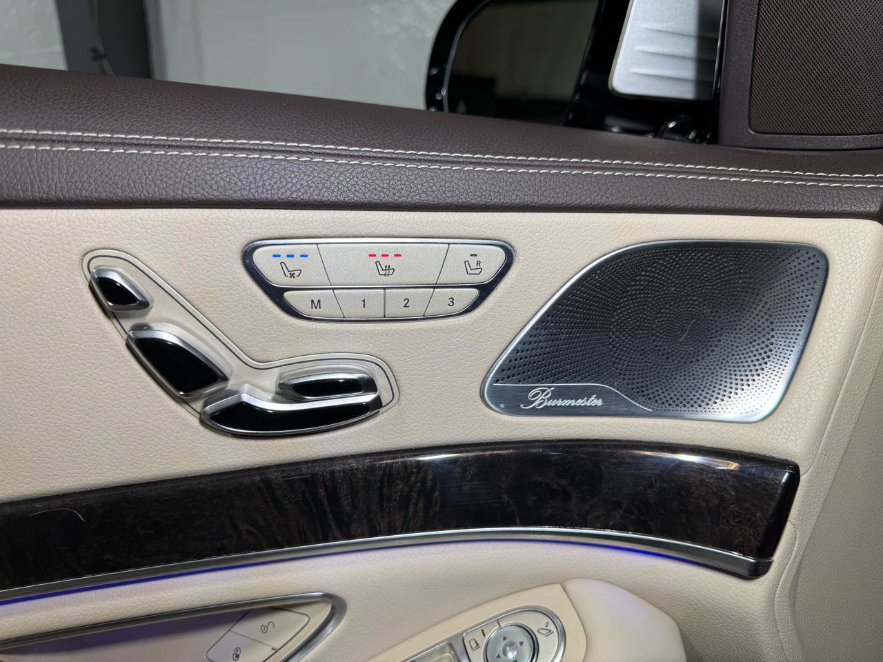 Used 2015 Mercedes-Benz S 550 Sedan w/ Premium 1 Package image 13