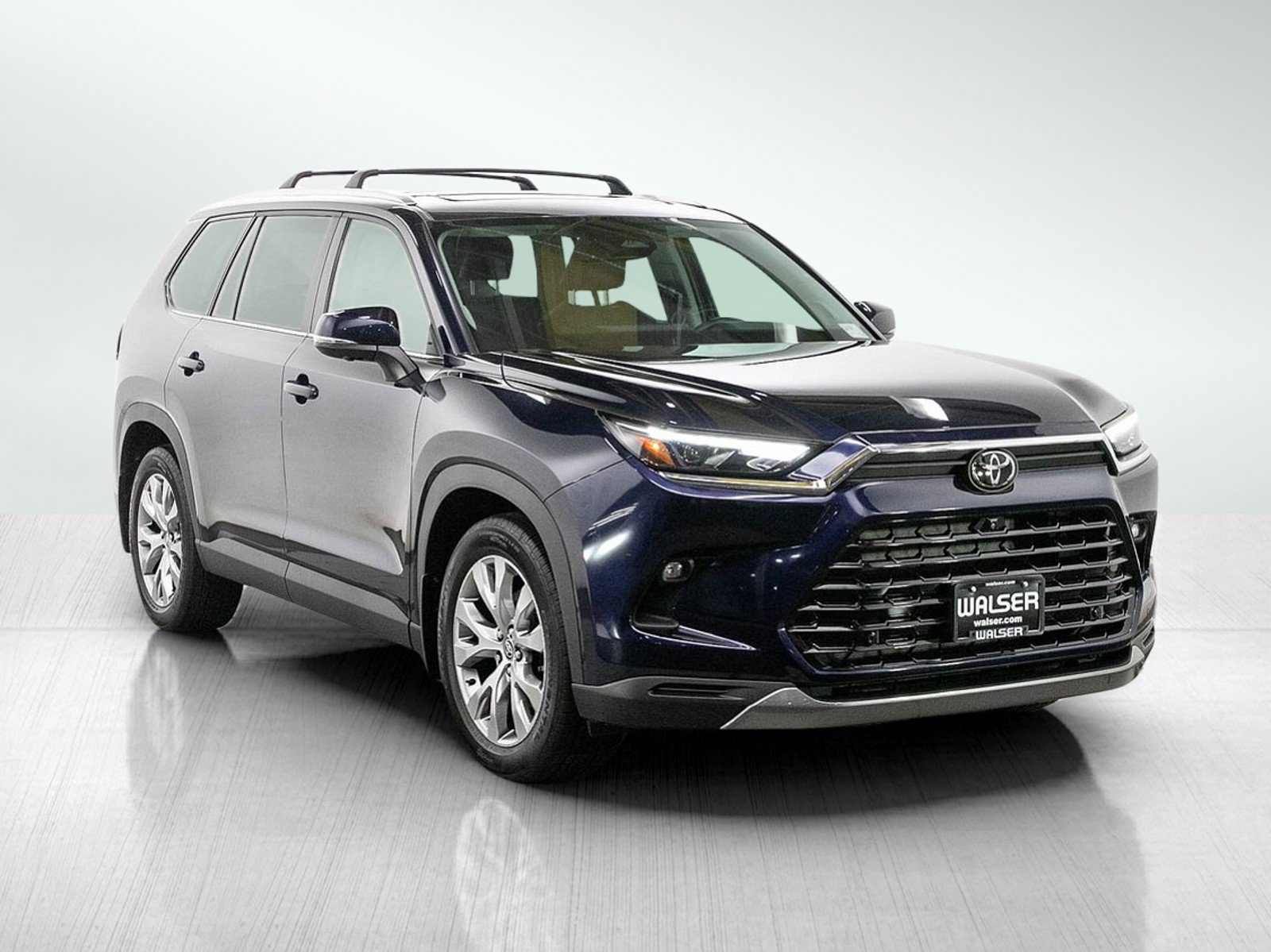 Used 2024 Toyota Grand Highlander AWD image 7