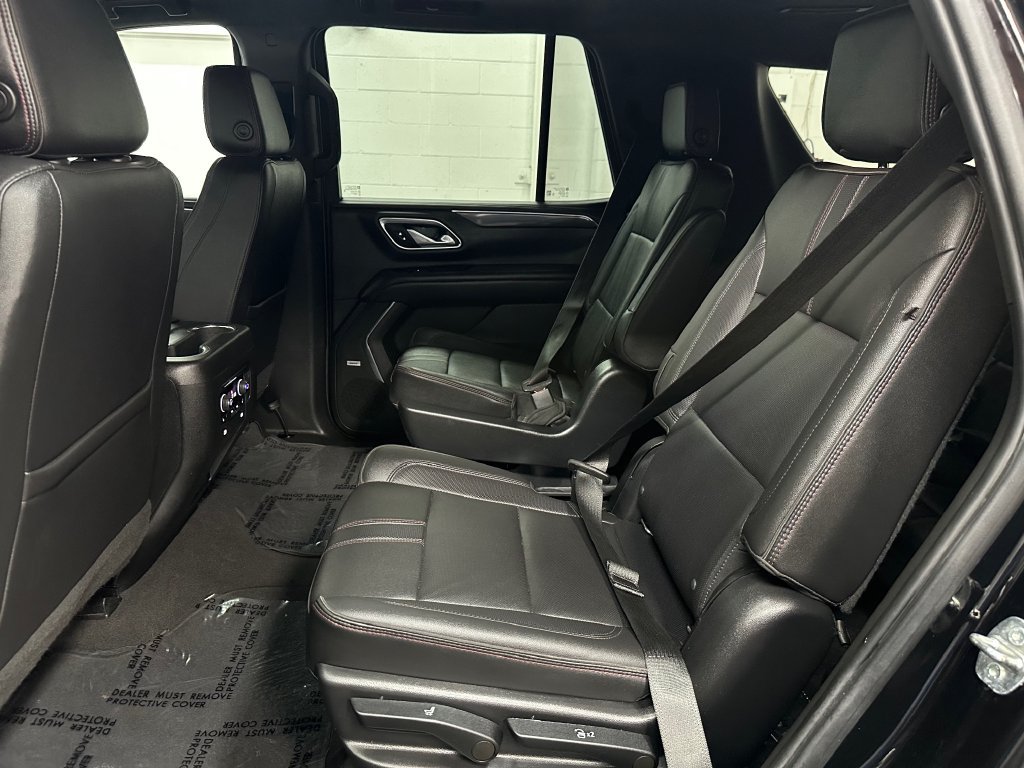 Used 2022 Chevrolet Tahoe RST w/ Luxury Package AWD/4WD image 21