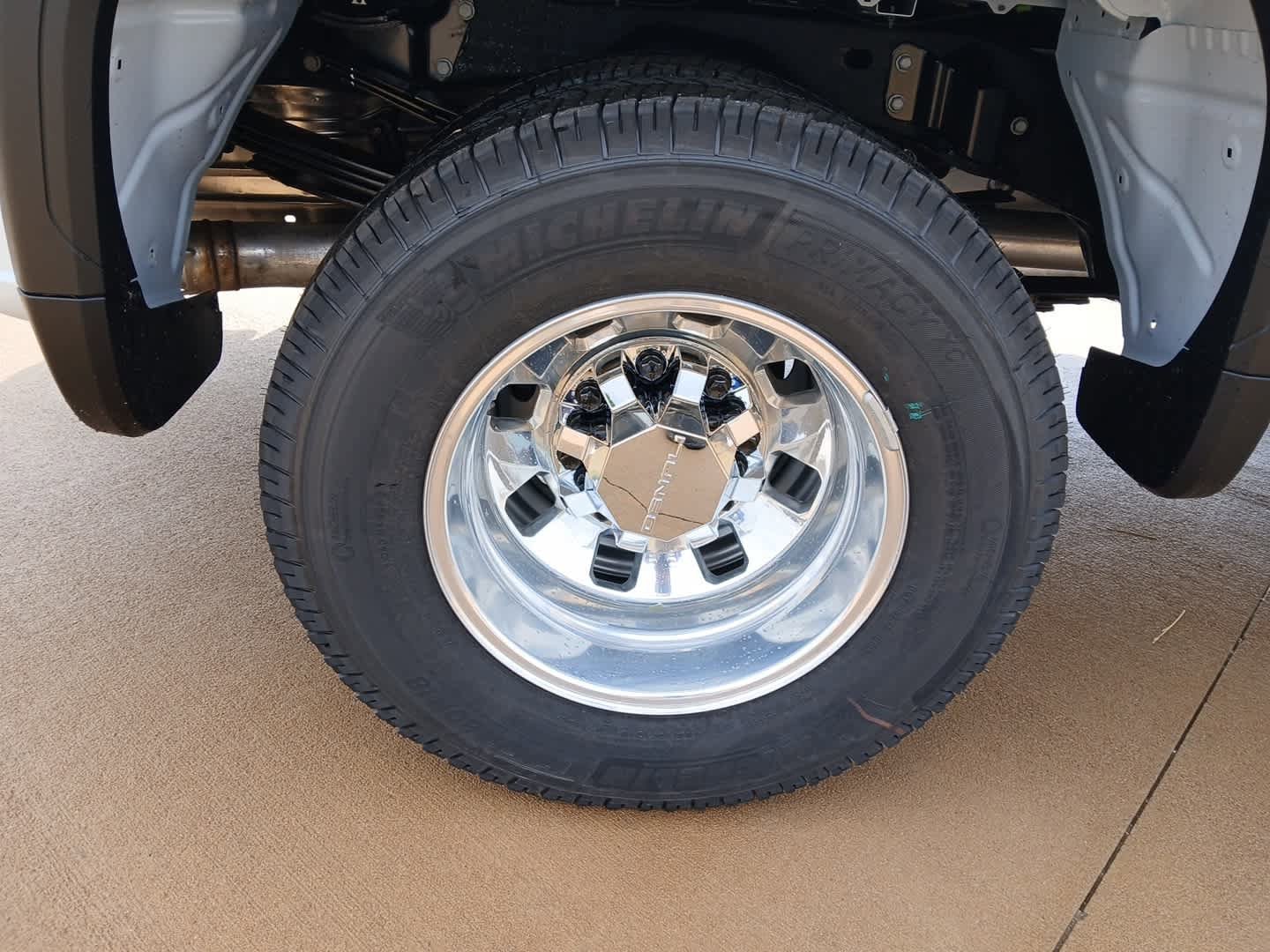 New 2026 GMC Sierra 3500 Denali Ultimate AWD/4WD image 19