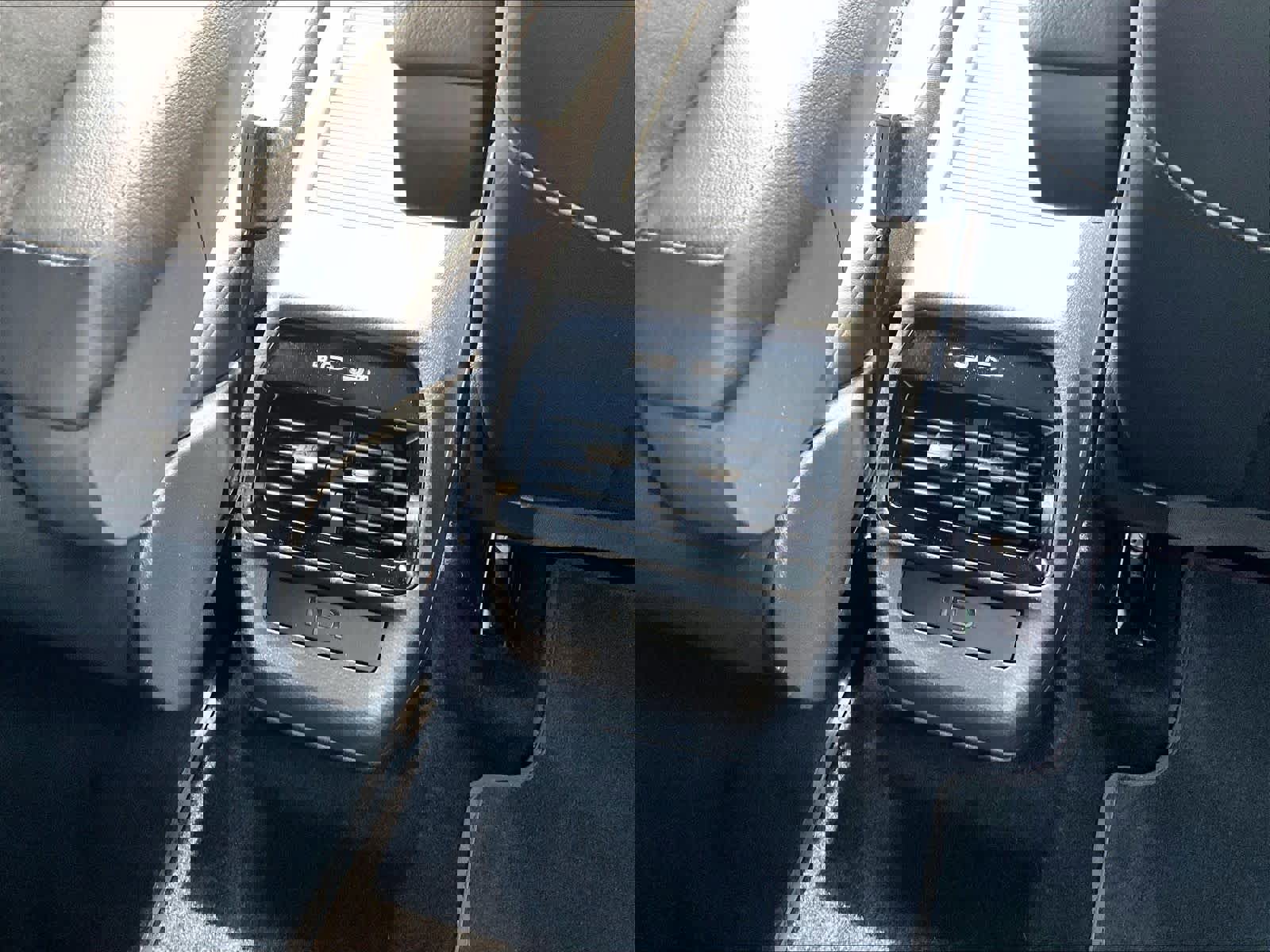 Used 2022 Volkswagen ID.4 Pro S image 28