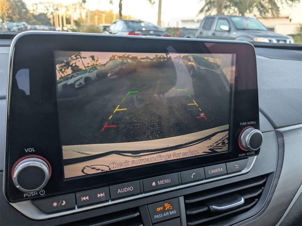 Used 2025 Nissan Altima 2.5 SV image 21