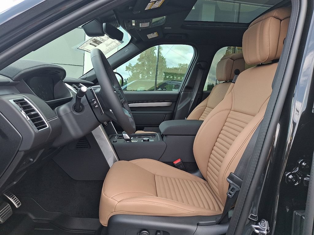New 2026 Land Rover Discovery Dynamic SE AWD/4WD image 9