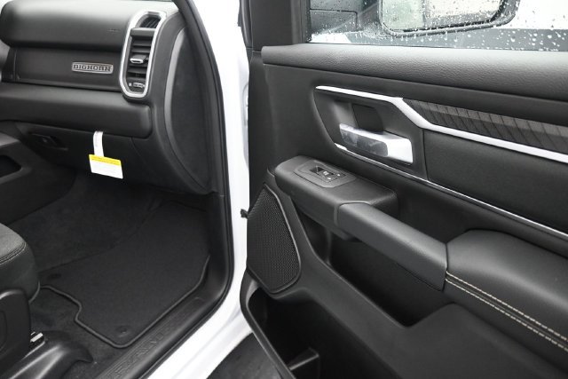 New 2027 RAM 1500 4x4 Crew Cab image 28